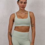 Mint Muse Crop